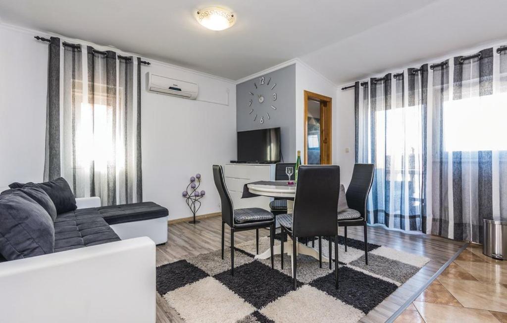 Nena Apartmani Vir Exterior foto