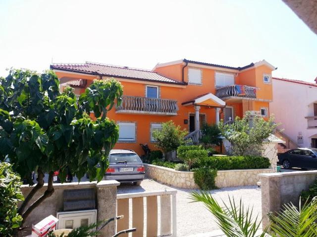 Nena Apartmani Vir Exterior foto